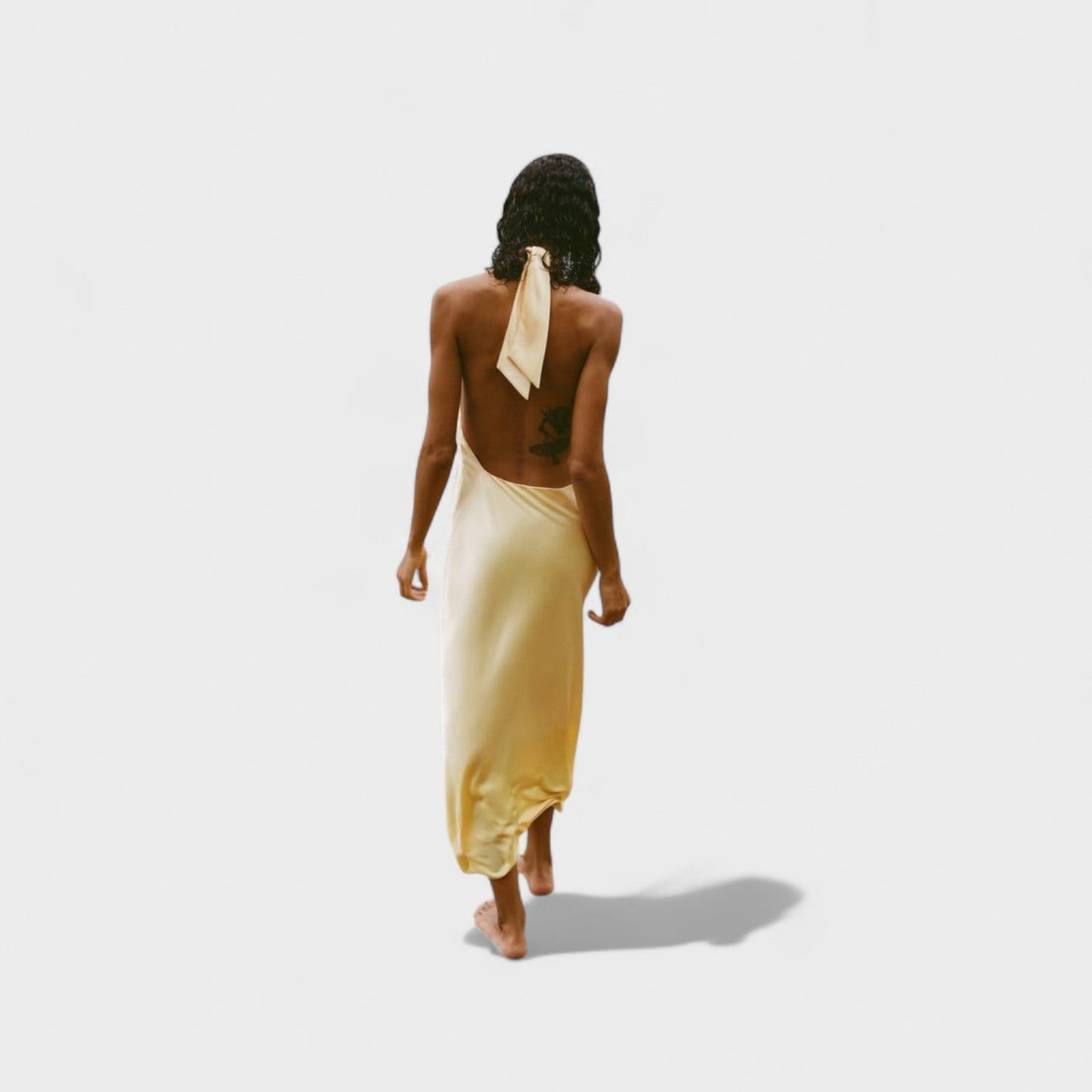 Gala – Vestido Halter Satinado