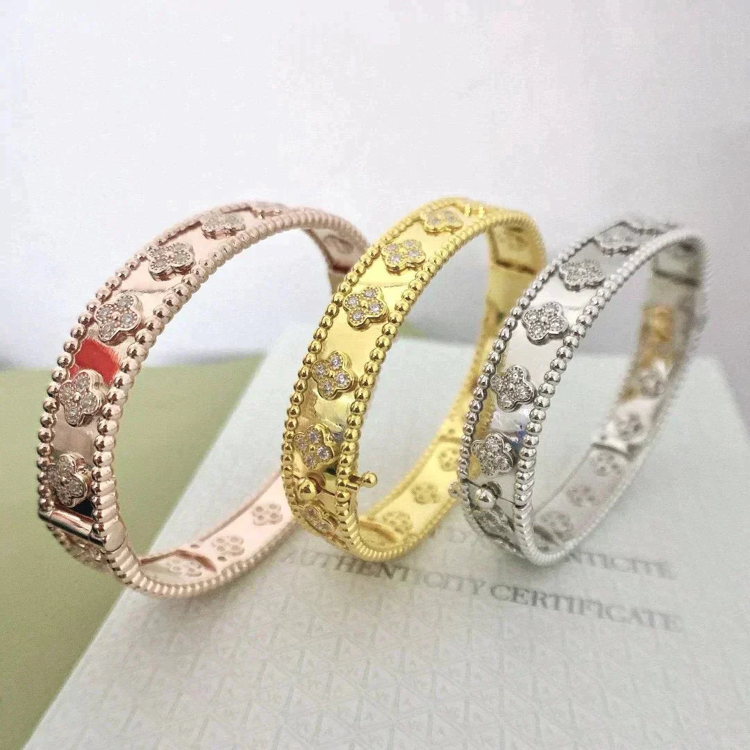 PULSEIRA CLOVER 8MM COM DIAMANTES