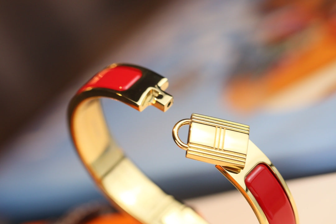 HELENE LOCK BRACELET