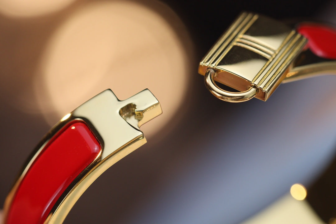 HELENE LOCK BRACELET