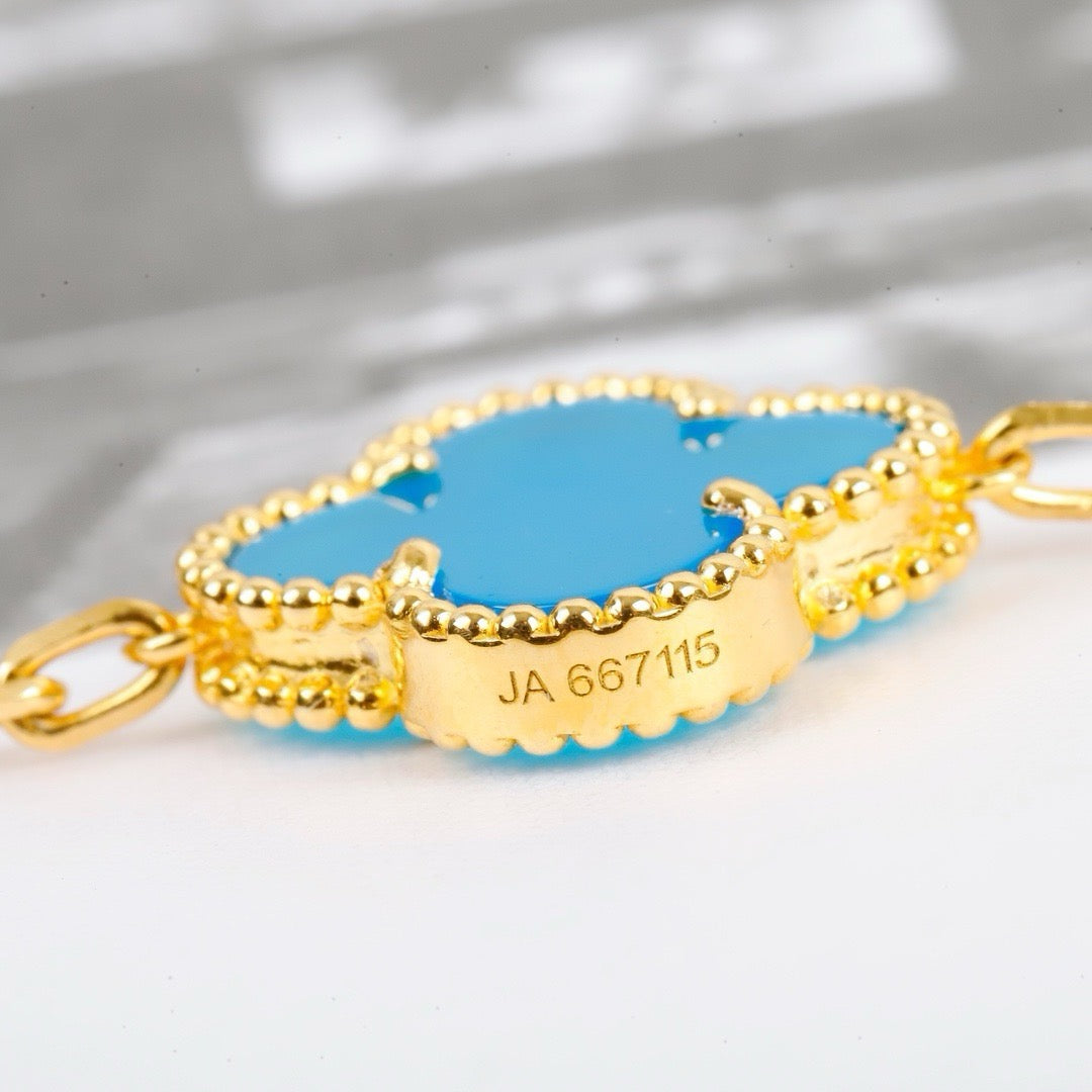 CLOVER 5 MOTIFS TURQUOISE BRACELET
