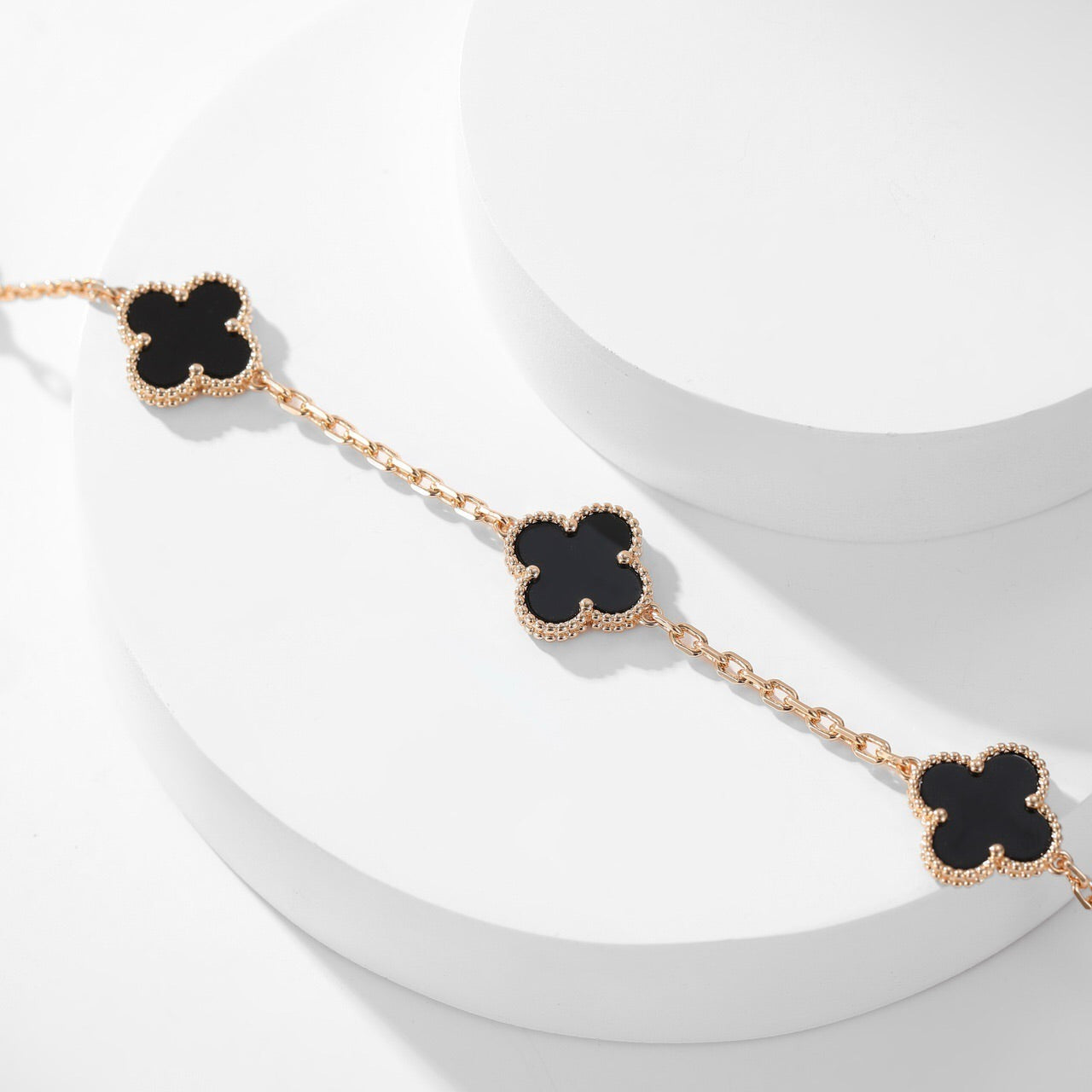 CLOVERS THE 10-MOTIFS ONYX NECKLACE