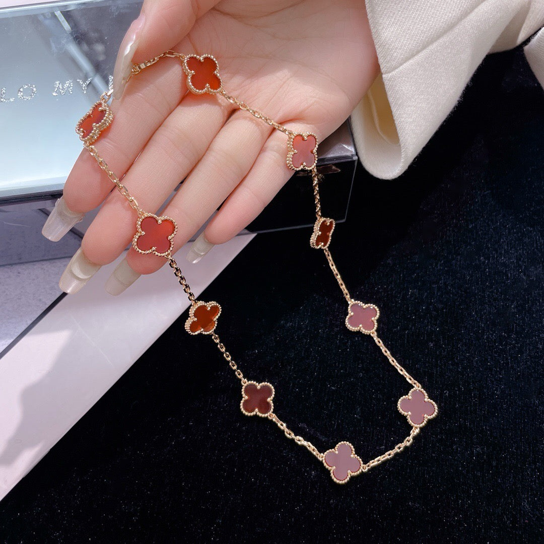 CLOVERS THE  10-MOTIFS CARNELIAN NECKLACE
