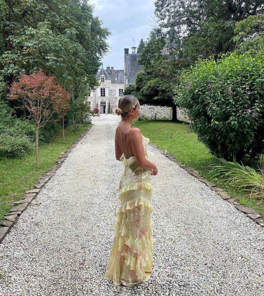 Julieta | Vestido Comprido com Volantes – Gracioso e Romântico