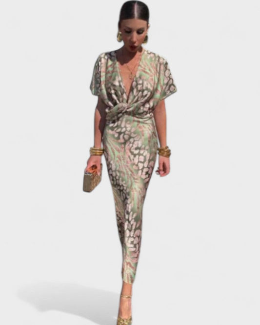 Constança | Vestido Floral com Plissado e Decote V