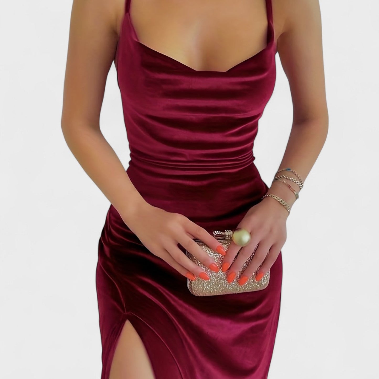 Gabriela - Vestido de veludo com fenda lateral