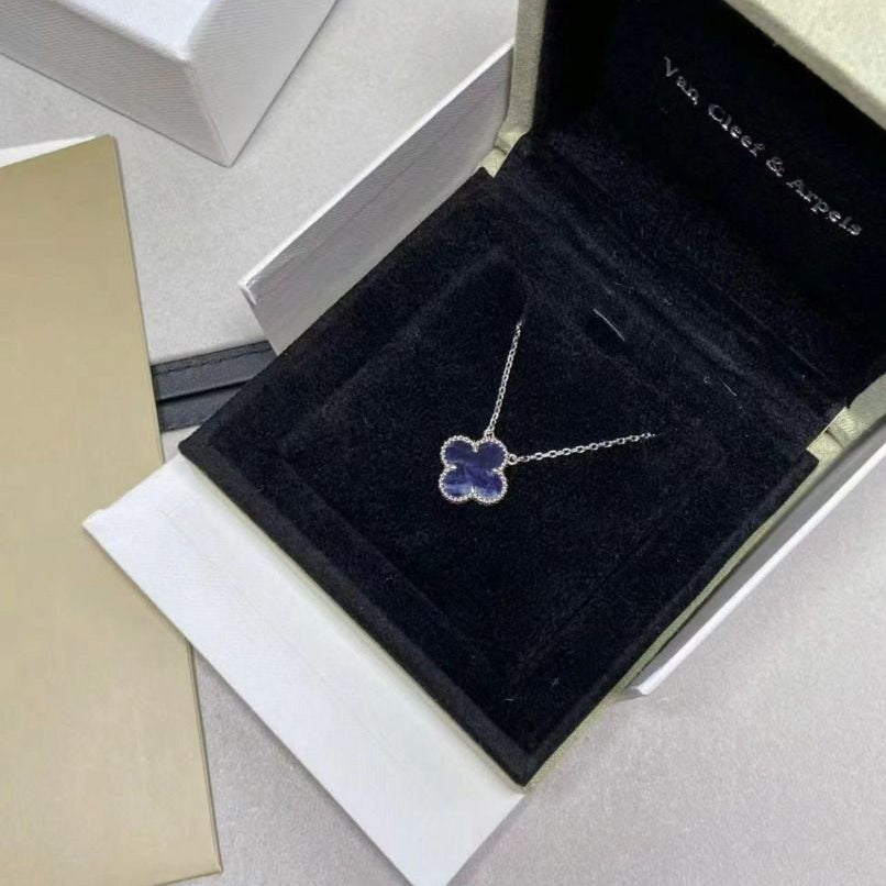 CLOVER 15MM PIETERSITE NECKLACE SILVER